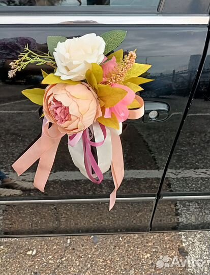 Аренда свадебных украшений на авто