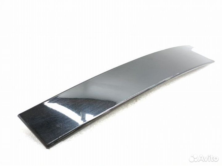 Накладка двери задняя левая Mercedes-Benz E-Class