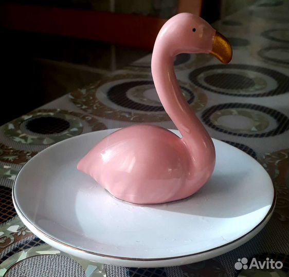 Керамическая тарелка для ювелирных украшений