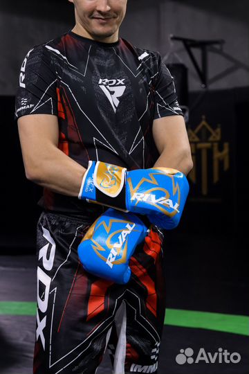 Боксерсекие перчатки Rival RFX Blue Gold