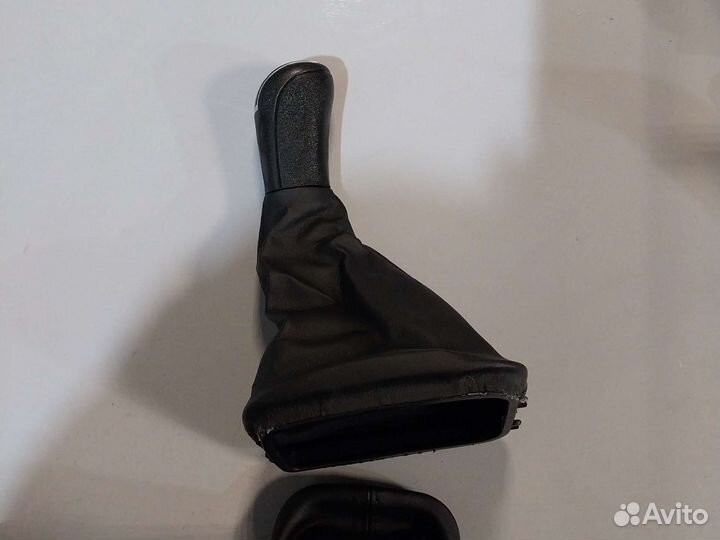 Ручка МКПП с чехлом Skoda Fabia 1