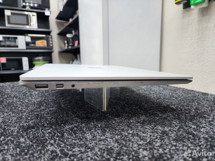 Ноутбук Microsoft Surface 1769