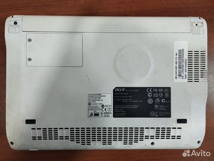 Нетбук Acer Aspire one ZG5 в рабочем состоянии