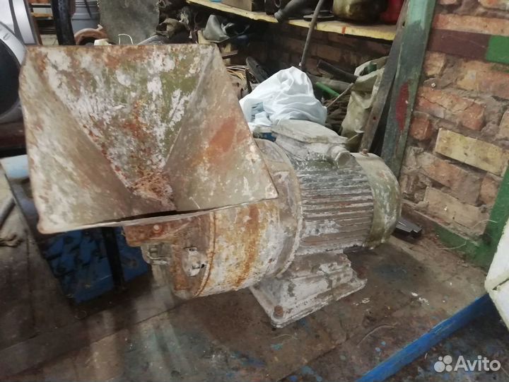 Дробилка для зерна 380v