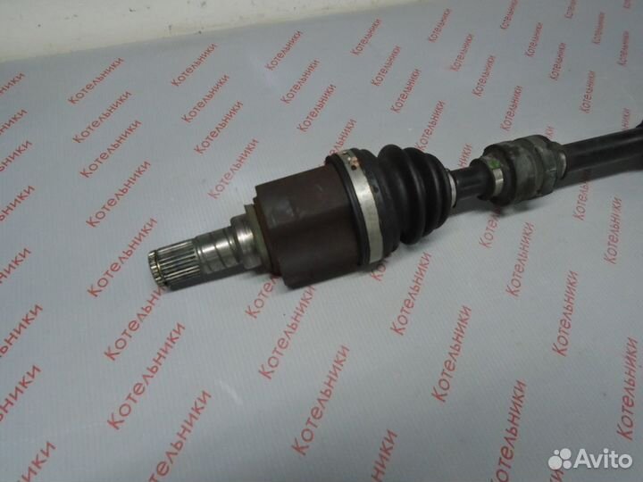 Nissan 39101-EW605 Вал приводной левый