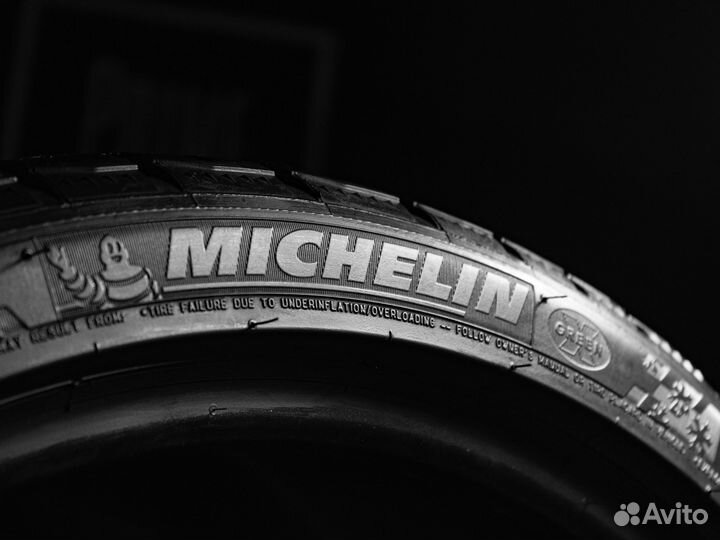 Michelin Pilot Alpin 4 245/35 R20 и 305/30 R20 101W