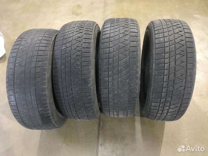 Kumho WinterCraft WS71 255/60 R18