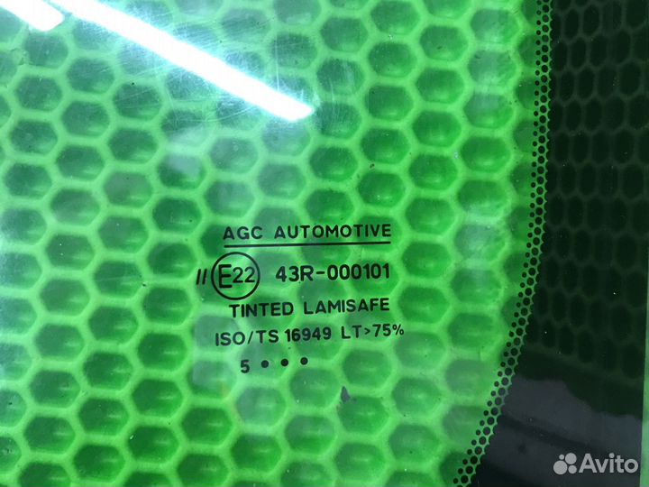 Лобовое стекло на Ниссан Альмера Класси