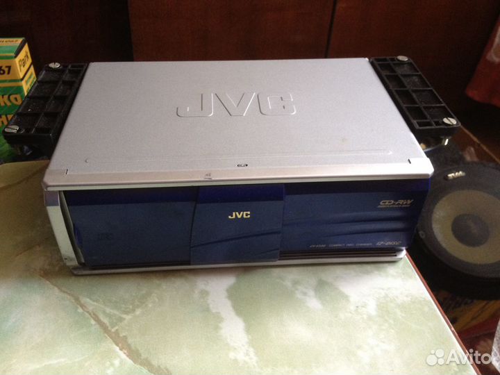 CD-чейнджер JVC