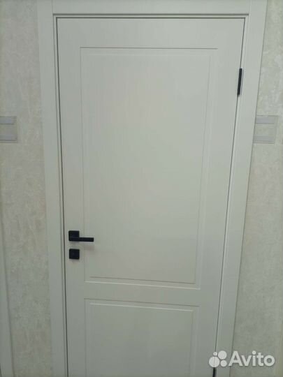 Межкомнатные классические двери в комплекте