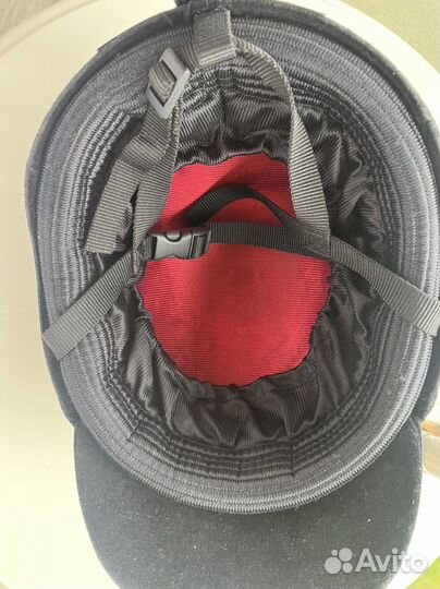 Шлем для катания на лошади