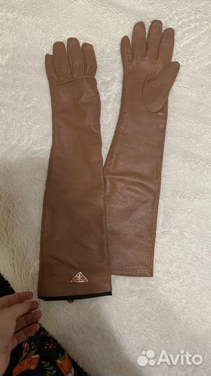 Длинные кожаные перчатки