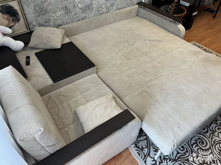 Угловой диван бу