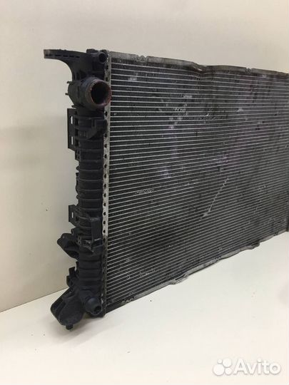 Радиатор охлаждения двигателя Audi A8 D4 2010-2017