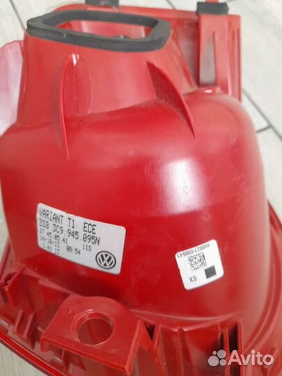 Фольсваген задний левый фонарь