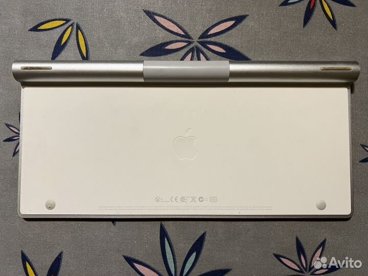 Apple Wireless Keyboard A1314