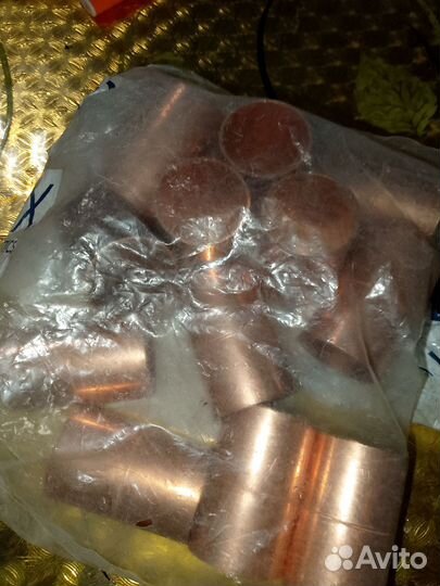 Муфта соединительная 1 1/4 медь