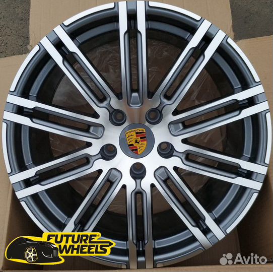 Разноширокие диски Porshe Cayenne R20 5x130