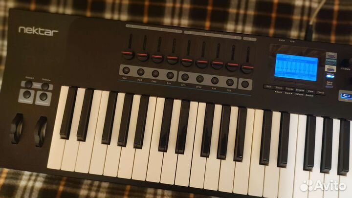 Midi клавиатура panorama t6