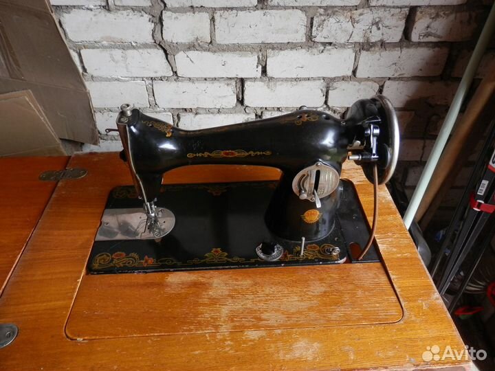 Швейная машина пмз им. Калинина