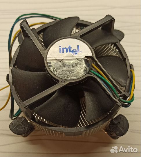 Intel BOX cooler 775 Socket
