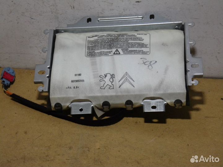 Подушка безопасности Пежо 308