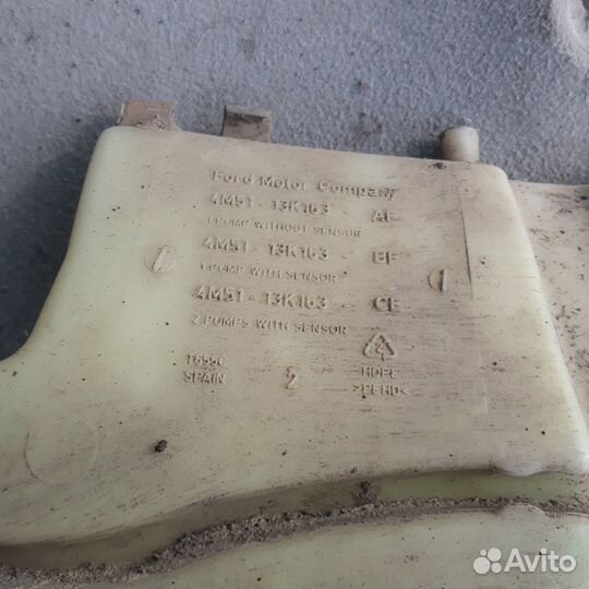 Бачок омывателя Форд Фокус 2