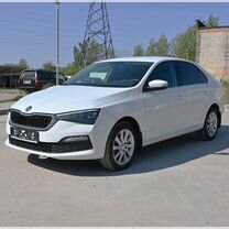 Skoda Rapid 1.4 AMT, 2021, битый, 84 000 км, с пробегом, цена 1 290 000 руб.