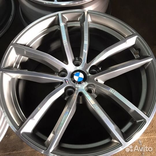 D18 для BMW 5 G30 (оригинальные диски)