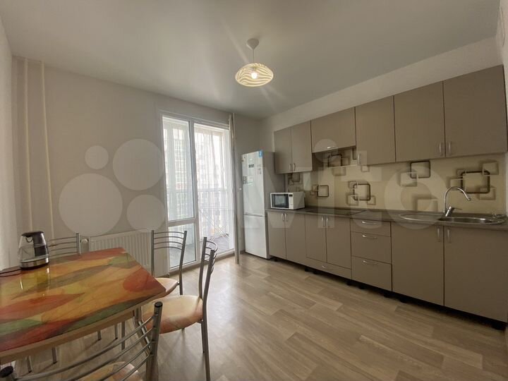 1-к. квартира, 38 м², 13/15 эт.