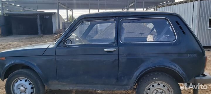 LADA 4x4 (Нива) 1.7 МТ, 2002, 265 000 км