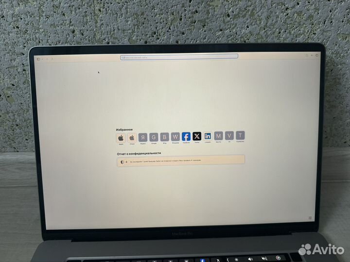 Macbook pro 16 2019 i7 2,6 16GB 1TB SSD