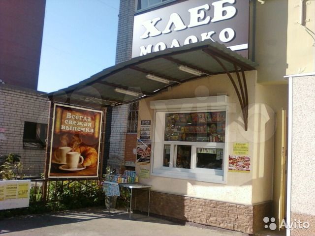 Здание под фрукты,ремонт обуви,ключей, цветы 11 м²