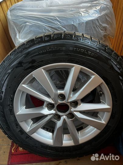 Зимняя резина на оригинальных дисках v70