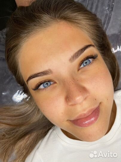 Наращивание ресниц/Оформление бровей