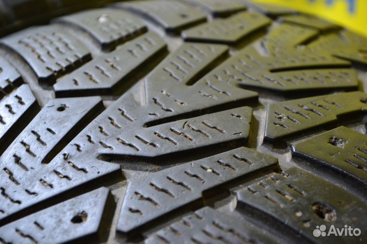 Nokian Hakkapeliitta 7 235/55 R17