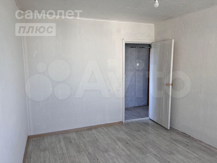 2-к. квартира, 40,2 м², 8/9 эт.