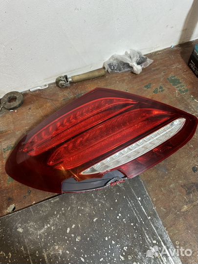 Фара задняя Mercedes E Class W213 2018 год