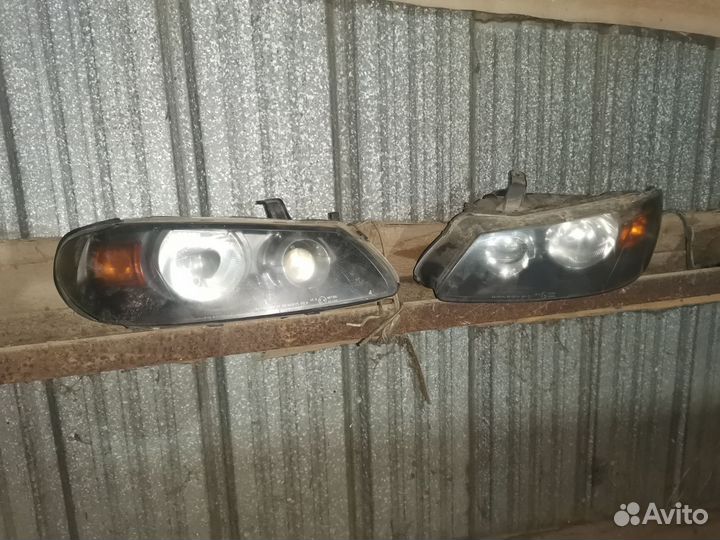 Фара Nissan almera n16