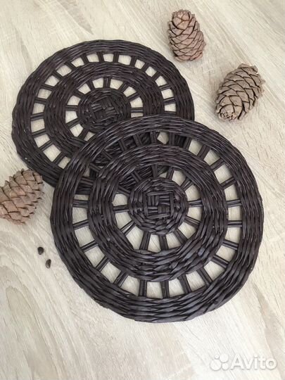 Салфетки сервировочные плетеные из бумажной лозы