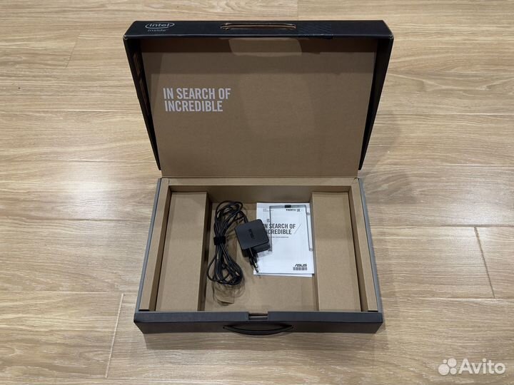 Ноутбук Asus E402S