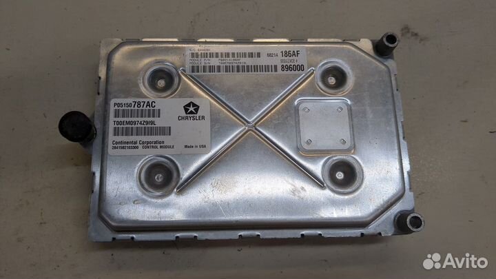Блок управления двигателем Chrysler 300C 2011