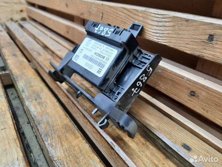 Блок управления парктрониками Opel Astra J GTC