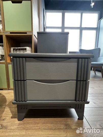 Тумба прикроватная 