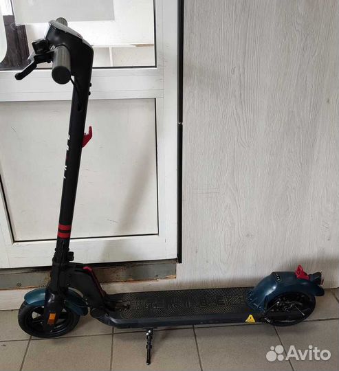 Электросамокат Tribe Himba Pro