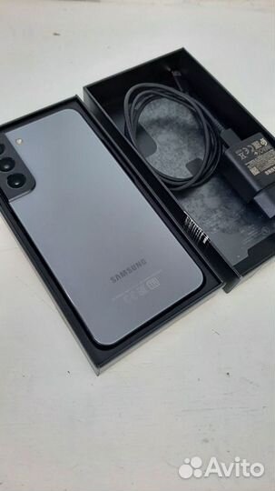 Samsung Galaxy S22+, 8/256 ГБ