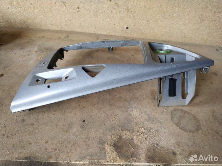 Рамка магнитолы Ford Focus 1 1.8 2003