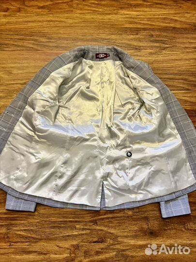 Пиджак и юбка костюм размер 40