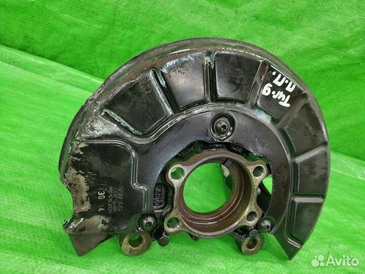 Поворотный кулак прав. перед. Volkswagen Tiguan