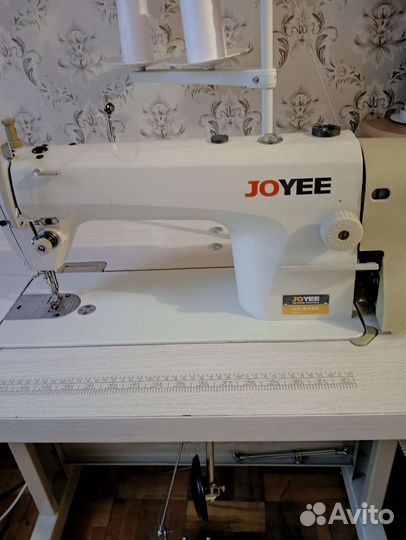 Швейная машина Joyee